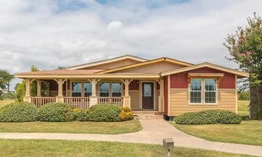 Triple section manufactured home exterior